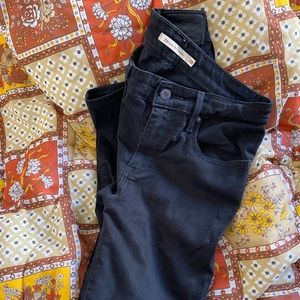 Levi’s 721 high rise skinny black jeans size 28